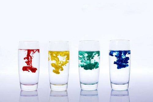 纯水与超纯水在实验中的应用